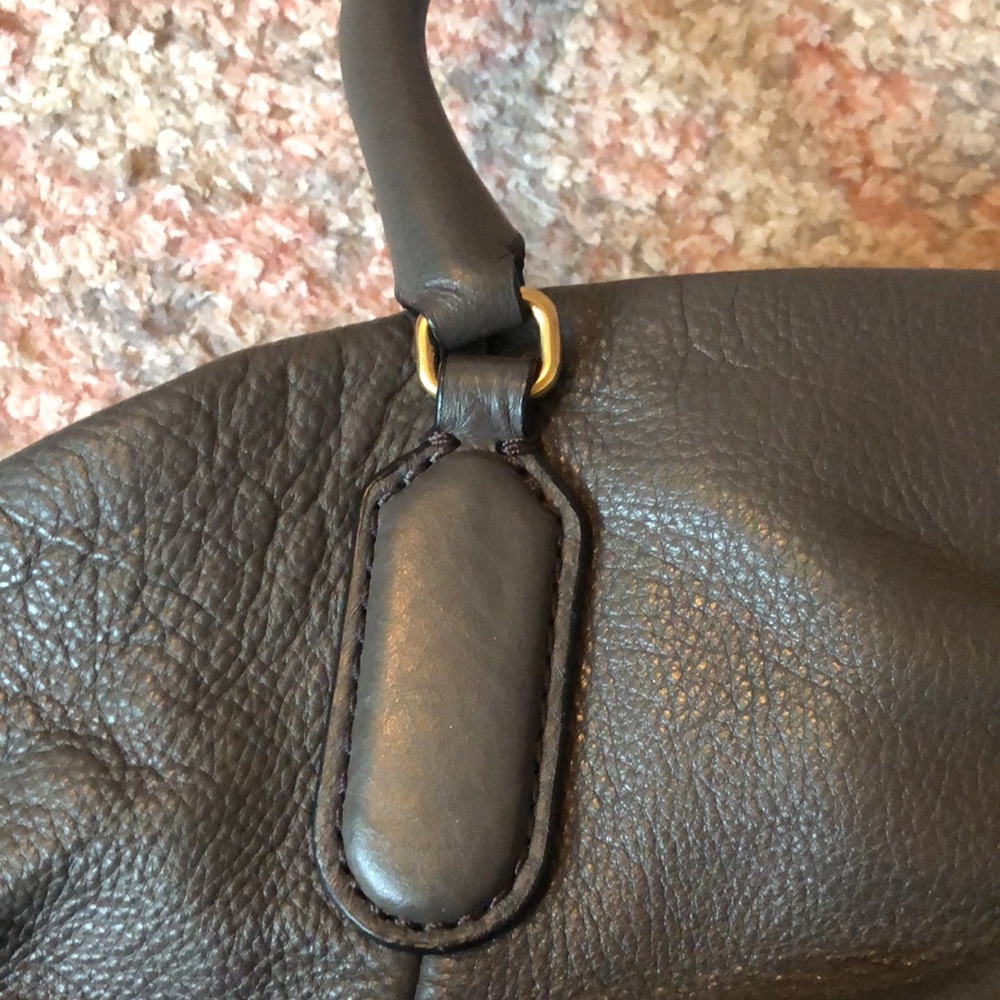 Large Marc Jacob’s purse, charcoal gray, gold hardware- excellent condition. - Picture 8 of 8